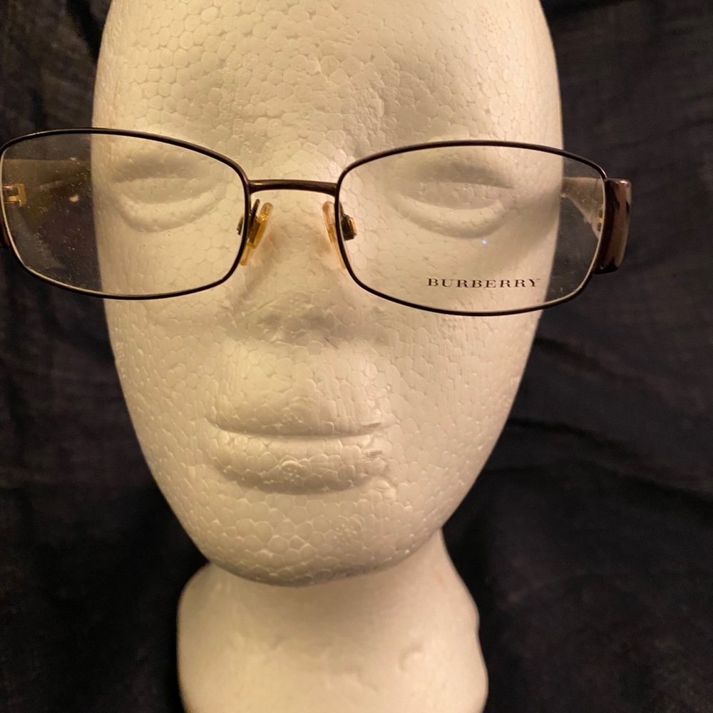 Glasses - Picture 4 of 4